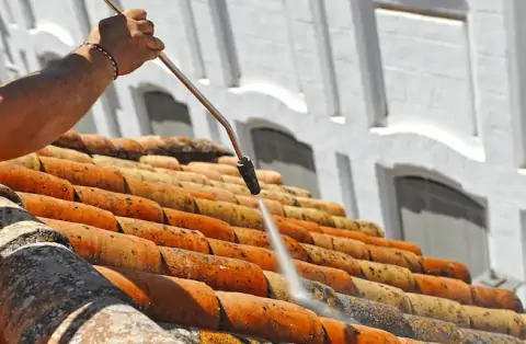 Nettoyage de toitures - Saint-Laurent-Médoc